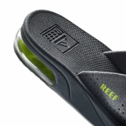 REEF Fanning Flip Flop - Youth -Reef 1278056 800 auto