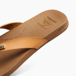 Reef Cushion Lune -Reef CJ2549 DTL2 scaled