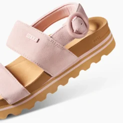 Reef Vista Hi Buckle 13 Reef Vista Hi Buckle -Reef CJ5807 DTL2 scaled