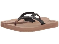 Reef Star Cushion Sassy (crocodile)